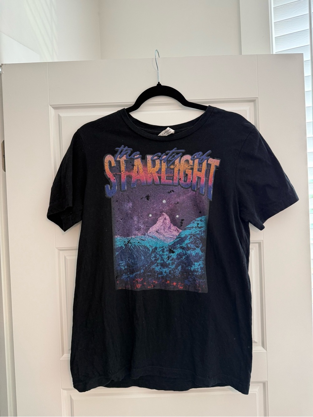 ACOTAR Graphic Tee